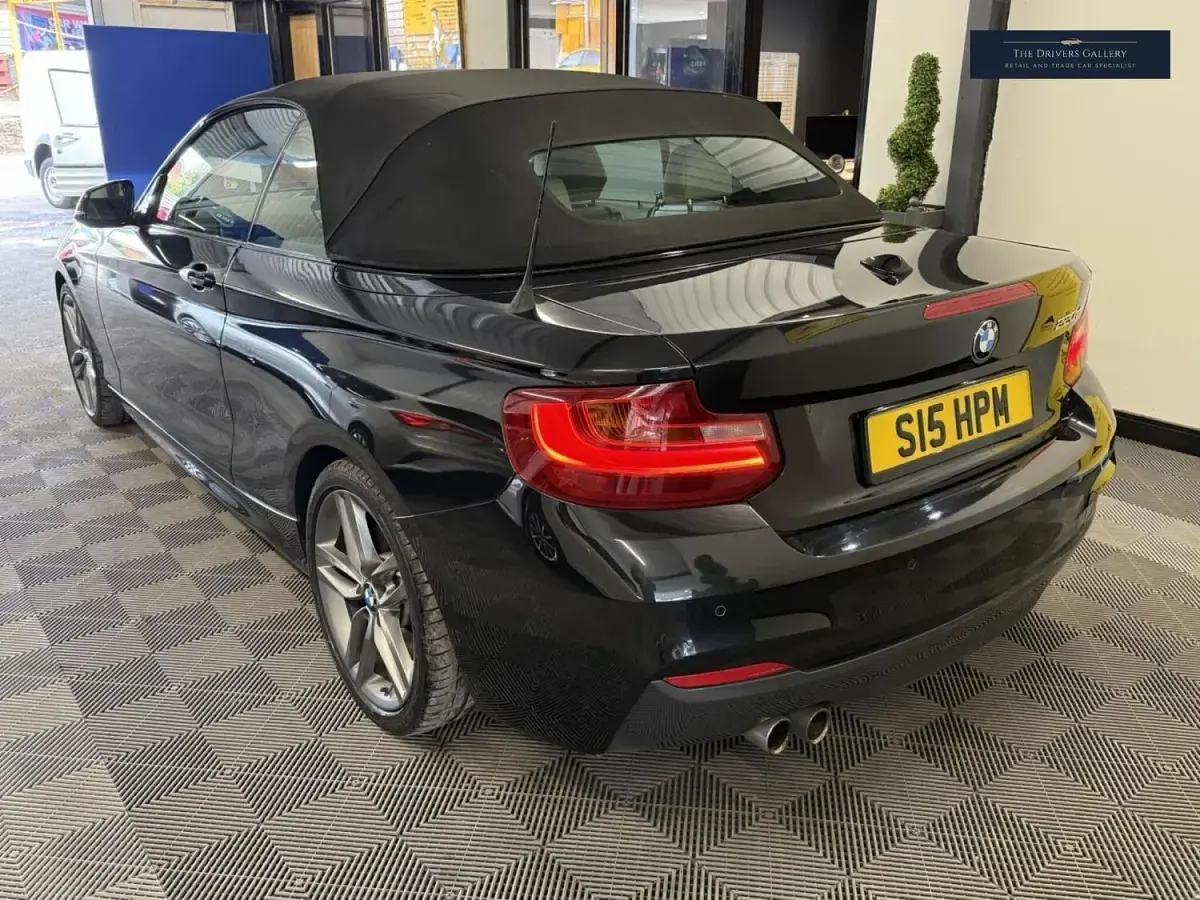 Used BMW 220 M Sport 190 HP (139 kW) 2015 Black Cabriolet