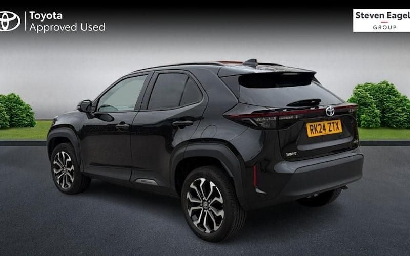 Used Toyota Yaris Hybrid Design 116 HP (85 kW) 2026 Estate