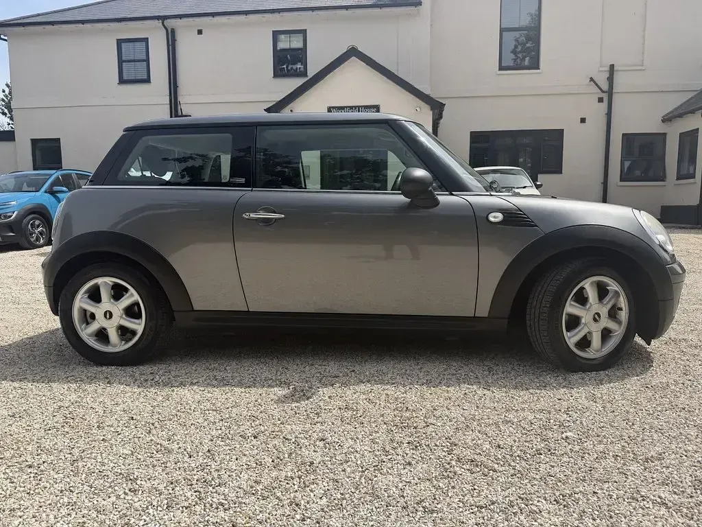 Used Mini ONE Hatch 95 HP (69 kW) 2009 Grey Hatchback