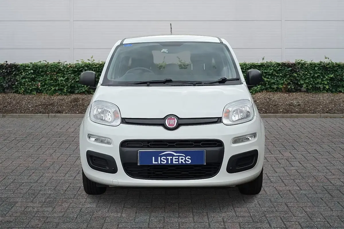 Used Fiat Panda Pop 69 HP (50 kW) 2016 White Hatchback