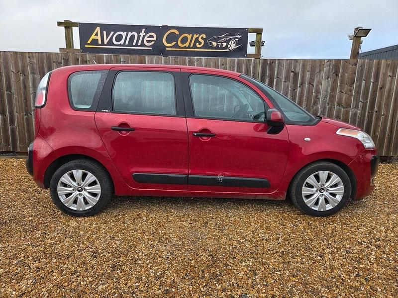 Used Citroën C3 Picasso VTR Sport 2011 Red MPV