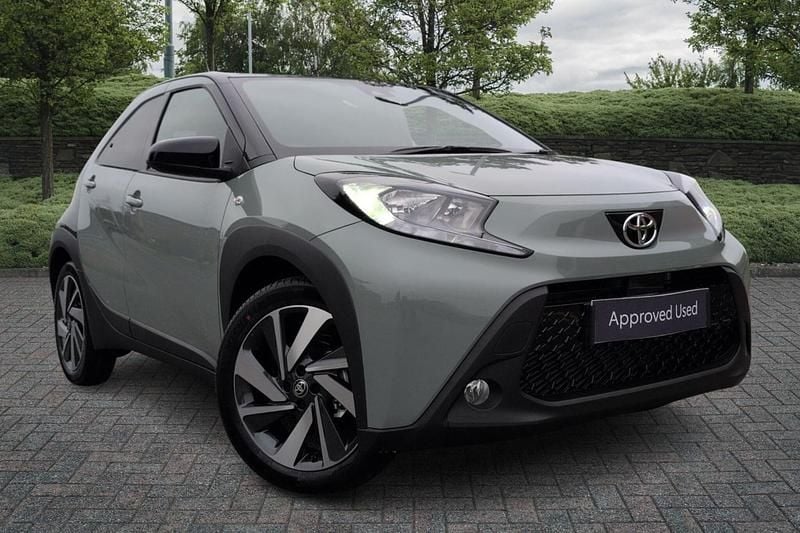 New 2025 Toyota Aygo Hatchback | £16,673 (Fair price) - Image 1/4