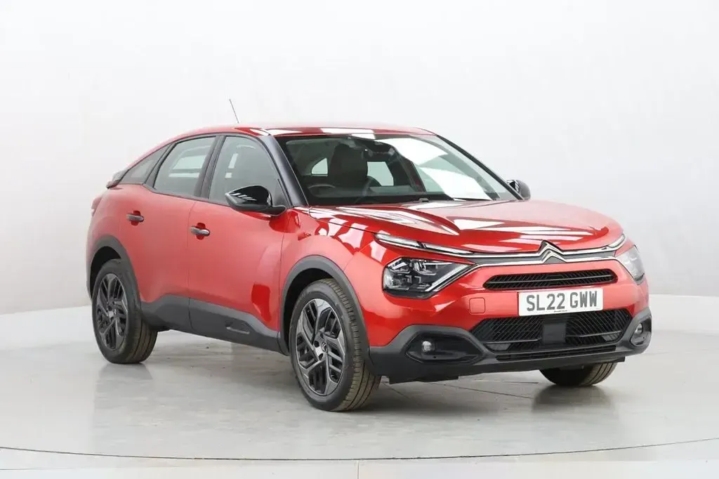 Used Citroën C4 PureTech 102 HP (75 kW) 2022 Red Hatchback