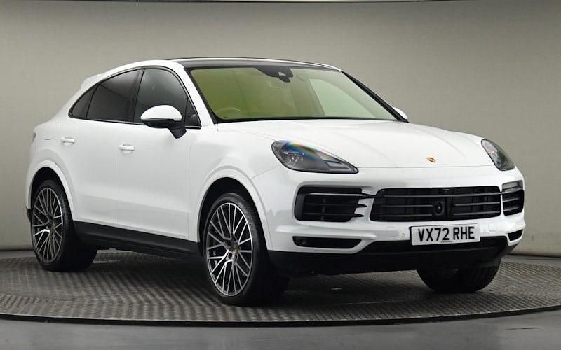 White Used 2022 Porsche Cayenne Platinum Edition SUV | £62,000 (A bit pricey) - Image 1/4