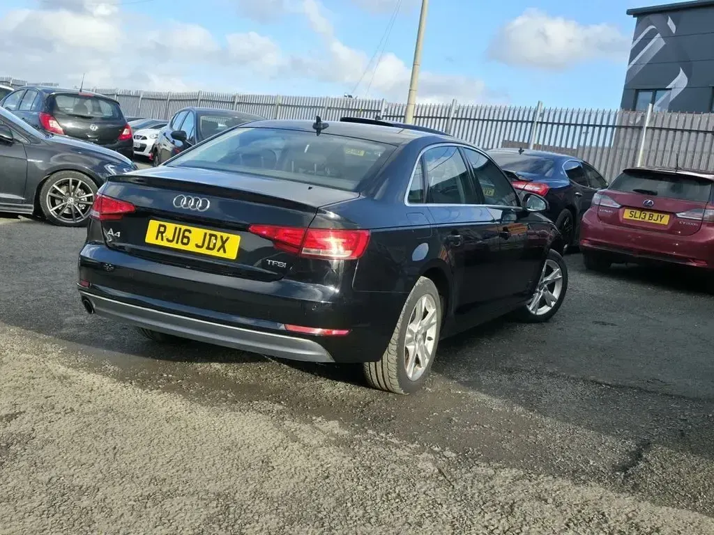 Used Audi A4 Sport 150 HP (110 kW) 2016 Black Sedan