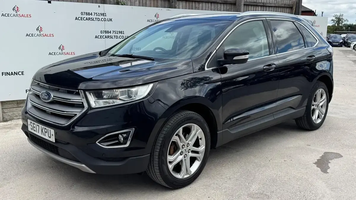 Used Ford Edge Titanium 210 HP (154 kW) 2017 Black SUV