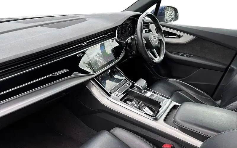 Used Audi Q7 S-Line 286 HP (210 kW) 2024 SUV