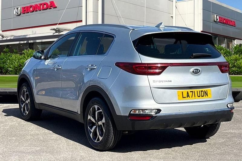 Used Kia Sportage 116 HP (85 kW) 2022 Silver SUV