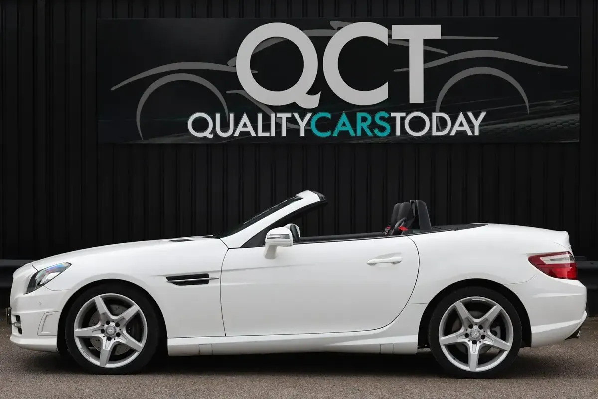 Used Mercedes SLK200 AMG 2016 White Cabriolet