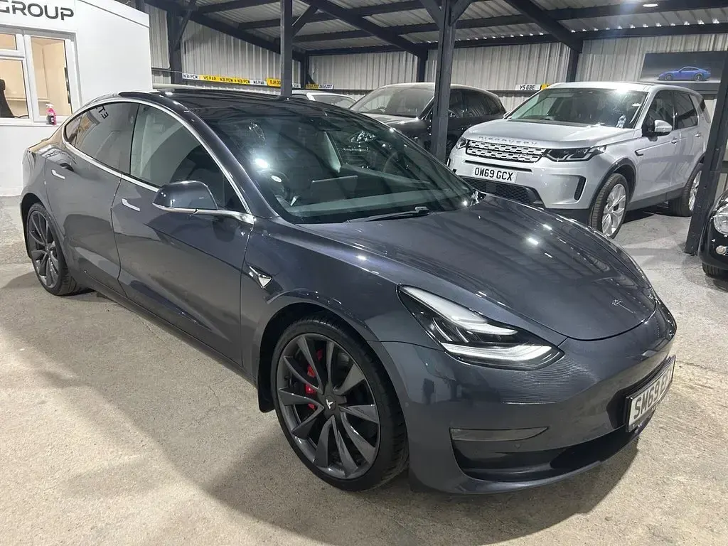 Used Tesla Model 3 Performance 461 kW (627 HP) 2019 Sedan