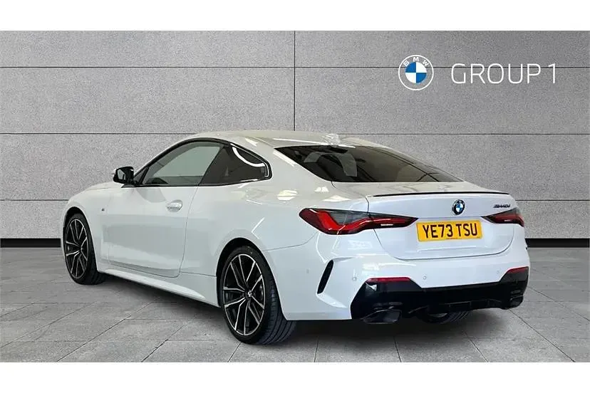 Usado BMW M440 Comfort Edition 340 CV (250 kW) 2023 Blanco Berlina
