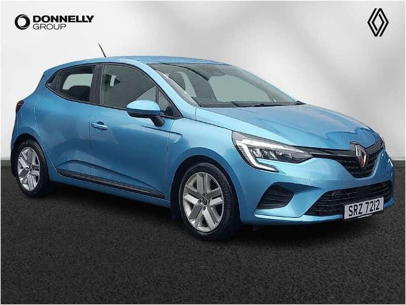 Renault id blue celadon Used 2021 Renault Clio V Play Hatchback | £9,444 (Super price) - Image 1/4