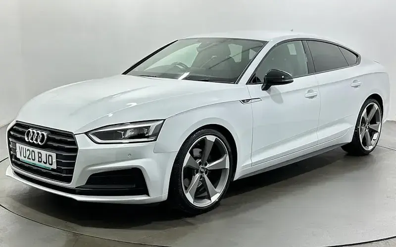 Used Audi A5 Sportback Black Edition 150 HP (110 kW) 2020 White Hatchback