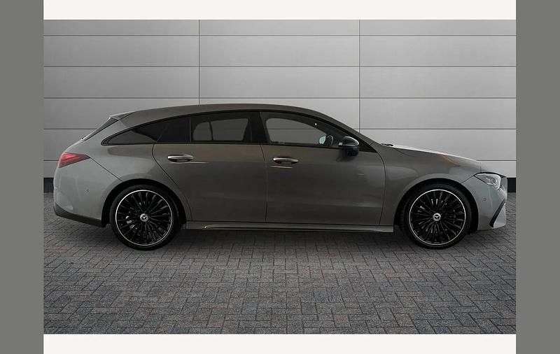Used Mercedes CLA220 Shooting Brake AMG Line Premium Plus 187 HP (137 kW) 2024 Grey Estate
