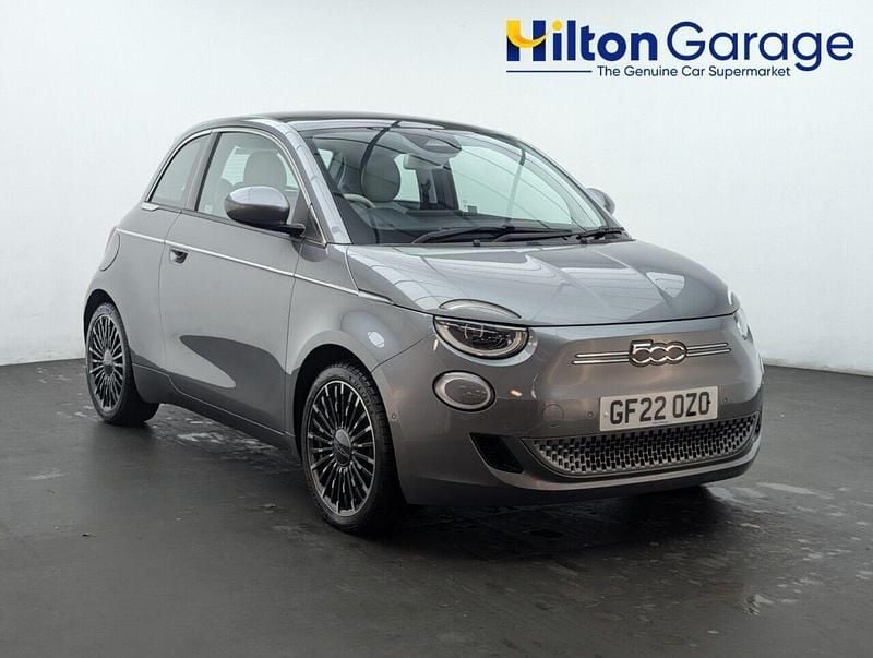 Grey Used 2022 Fiat 500e La Prima Hatchback | £15,400 (Fair price) - Image 1/4