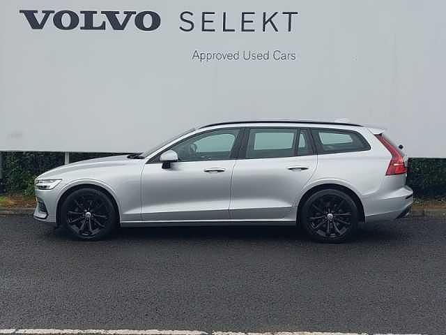 Used 2022 Volvo V60 Momentum Estate | £22,998 (Fair price) - Image 1/1