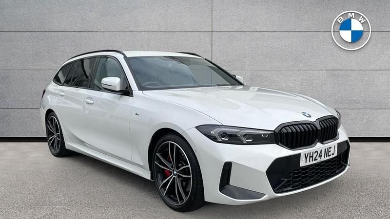 White Used 2024 BMW 320 M Sport Estate | £35,790 (Expensive) - Image 1/4