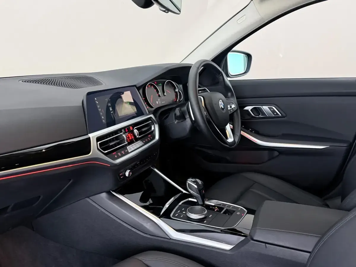 Used BMW 320 190 HP (139 kW) 2019 Grey Sedan