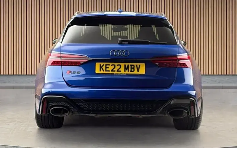 Used Audi RS6 Comfort 600 HP (441 kW) 2022 Individual paint finish, audi exclusive Estate