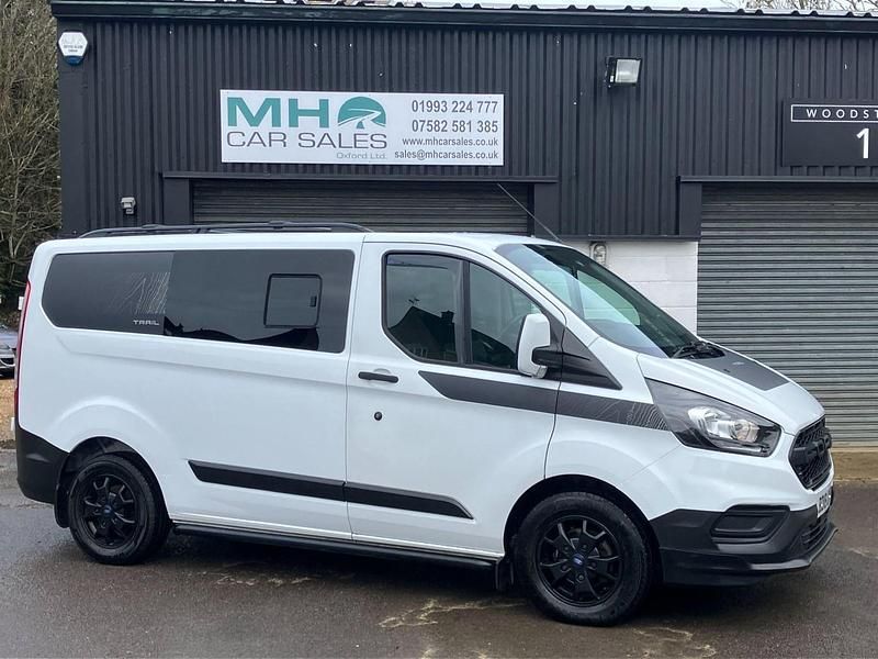 Used Ford Transit Custom 105 HP (77 kW) 2018 White Van