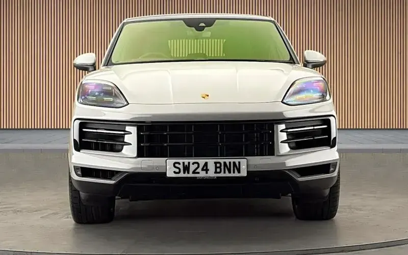 Used Porsche Cayenne 470 HP (345 kW) 2025 SUV