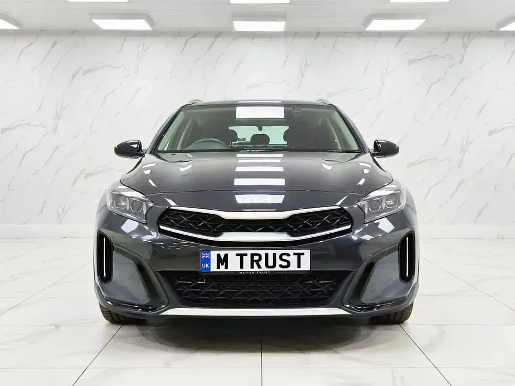 Used Kia XCeed 138 HP (101 kW) 2024 Grey SUV