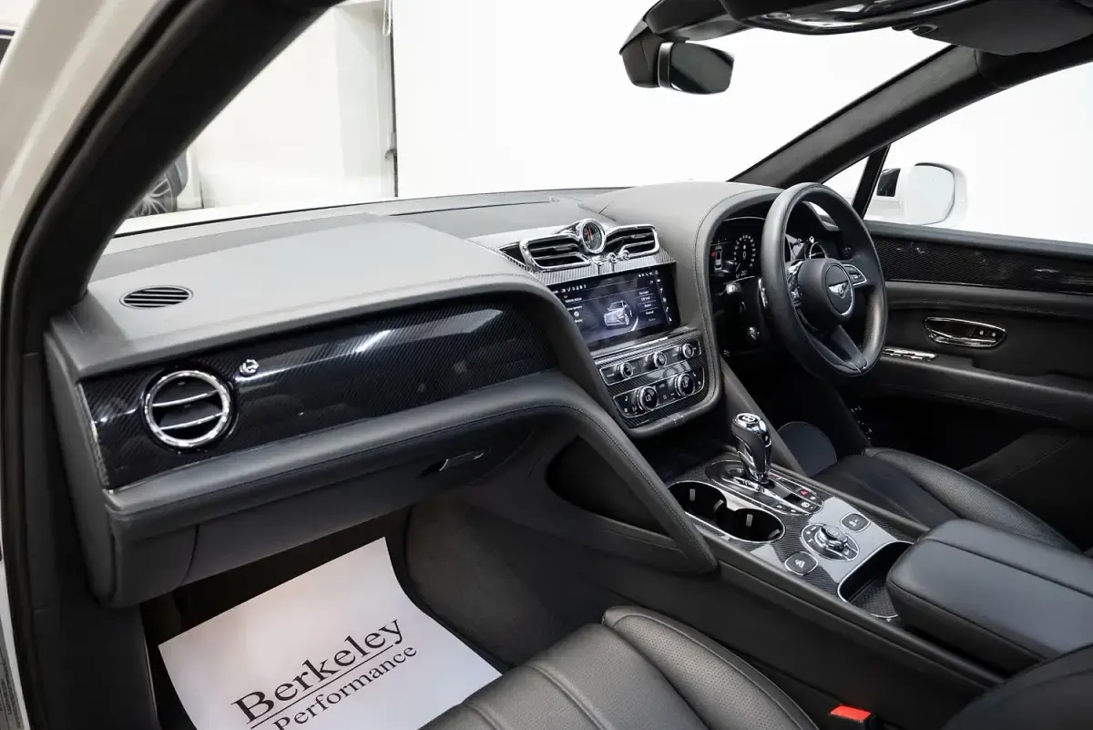 Used Bentley Bentayga 2024 White SUV