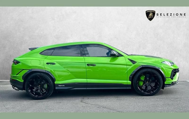 Used Lamborghini Urus 640 HP (470 kW) 2019 Black SUV