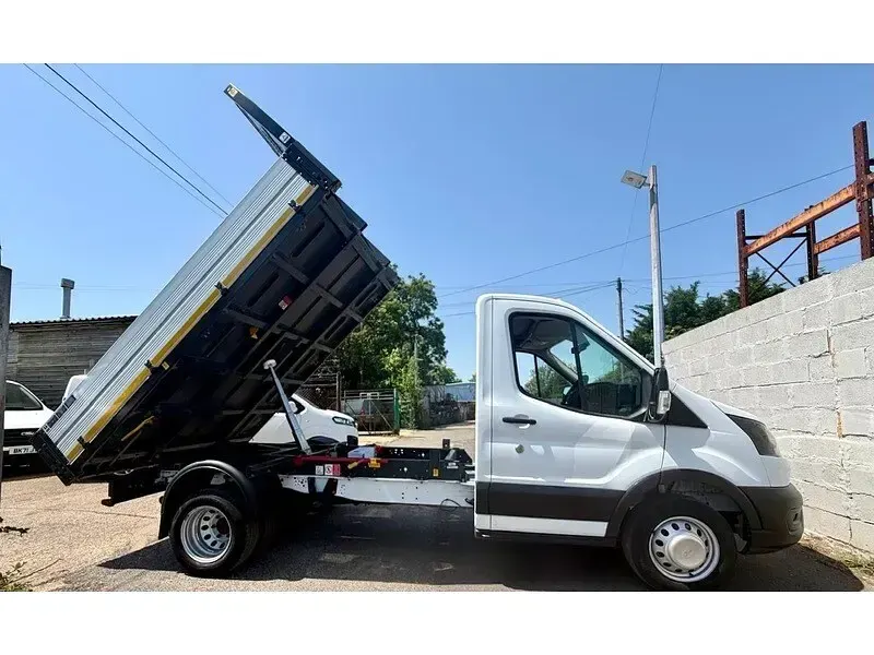 Used Ford Transit 130 HP (95 kW) 2022 White Cabriolet