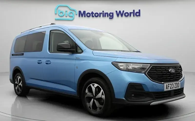 Used Ford Tourneo Connect Active 122 HP (89 kW) 2026 MPV