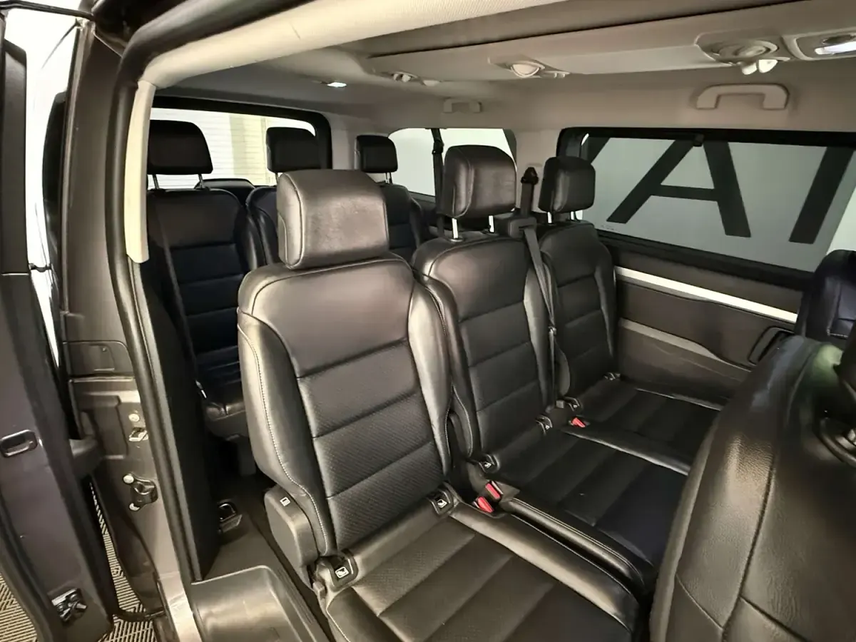Used Vauxhall Vivaro Ultimate 100 kW (136 HP) 2023 Grey MPV