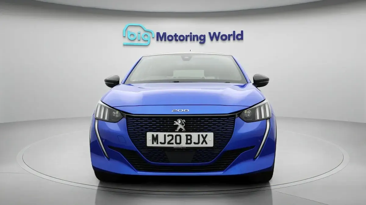 Second-hand Peugeot e-208 GT-line 100 kW (137 CP) 2020 Albastru Hatchback