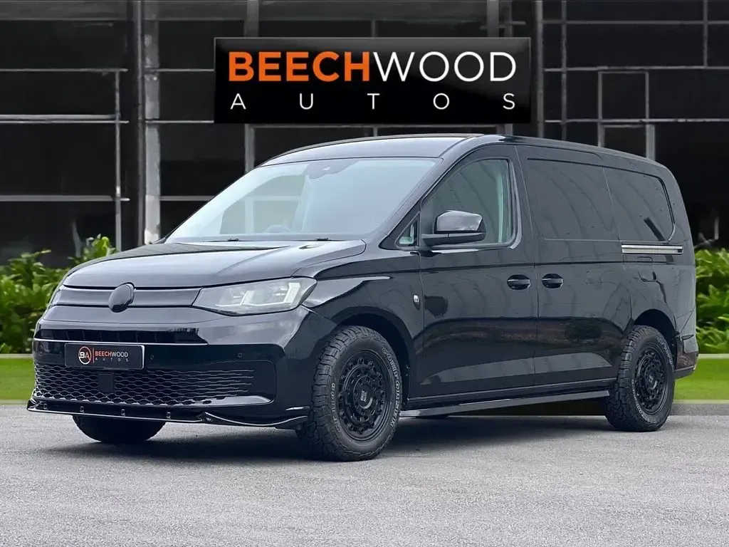 Used VW Caddy Maxi S 102 HP (75 kW) 2022 Black MPV