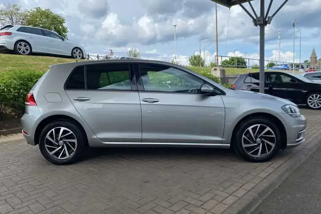 Used VW Golf VII 115 HP (84 kW) 2019