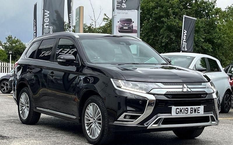 Used 2019 Mitsubishi Outlander P-HEV Estate | £13,096 (Fair price) - Image 1/4
