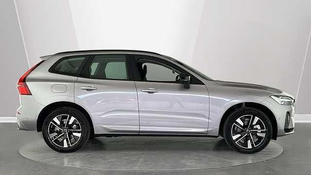 New Volvo XC60 Plus 247 HP (181 kW) 2026 SUV