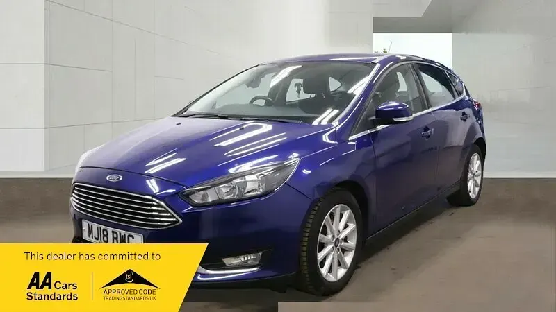 Usado Ford Focus Titanium 125 HP (91 kW) 2018 Azul Citadino