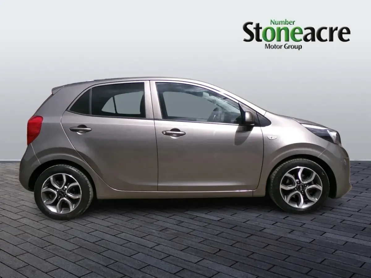 Used Kia Picanto 84 HP (61 kW) 2019 Silver Hatchback