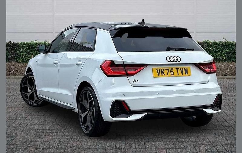 Used Audi A1 Black Edition 113 HP (83 kW) 2025 White SUV