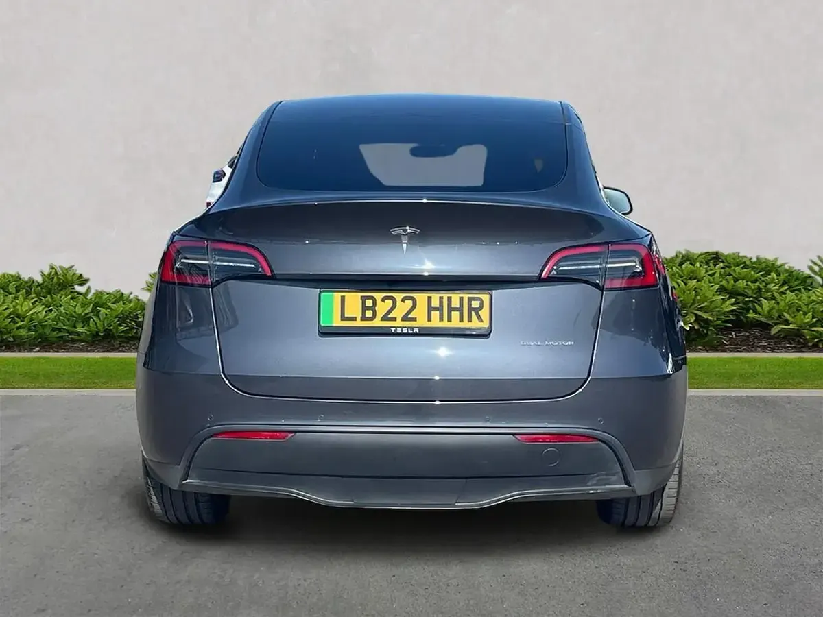 Used Tesla Model Y 282 kW (384 HP) 2022 Grey SUV