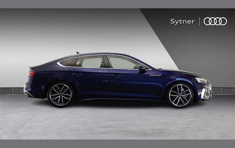 Used Audi A5 Sportback S-Line 161 HP (118 kW) 2022 Blue Hatchback