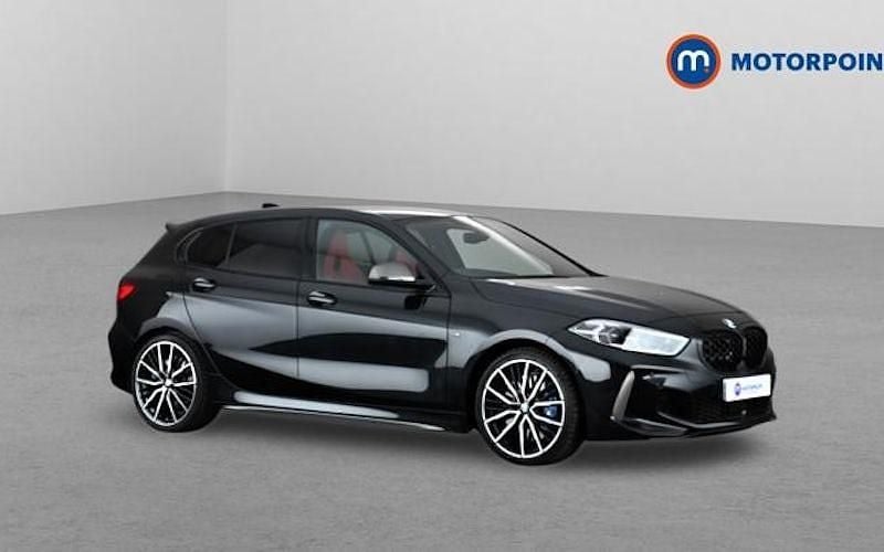 Usado BMW M135 306 HP (225 kW) 2024 Citadino