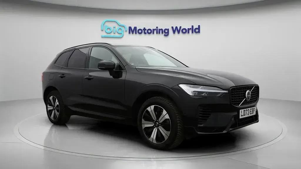 Used Volvo XC60 Plus 350 HP (257 kW) 2023 SUV