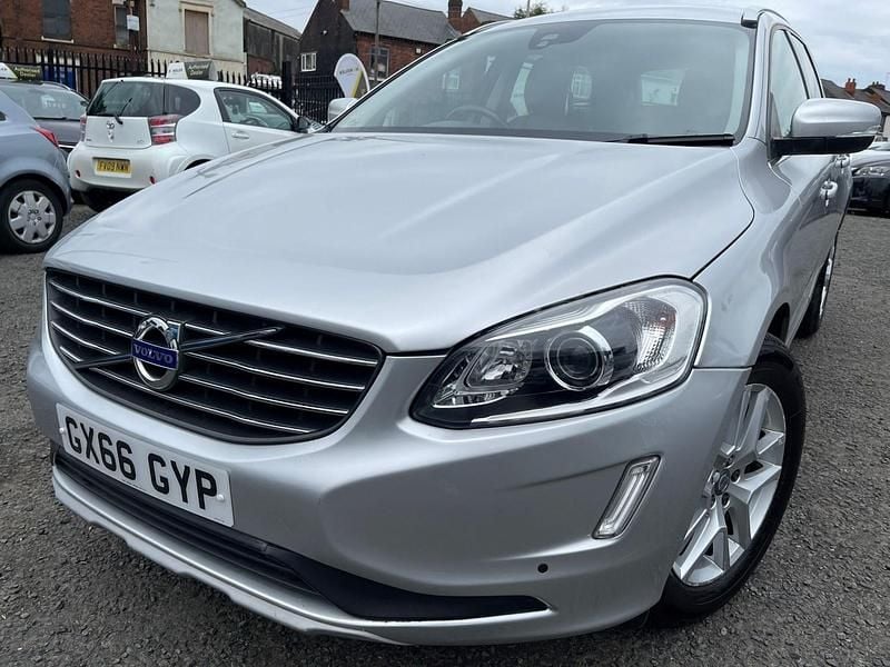 Silver Used 2016 Volvo XC60 SE Lux SUV | £13,995 (Good price) - Image 1/4