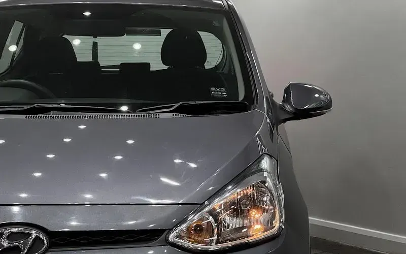 Used Hyundai i10 Premium 87 HP (63 kW) 2016 Grey Hatchback