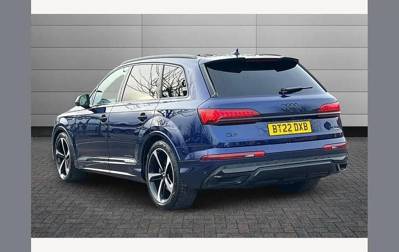 Used Audi Q7 Black Edition 340 HP (250 kW) 2022 Blue SUV