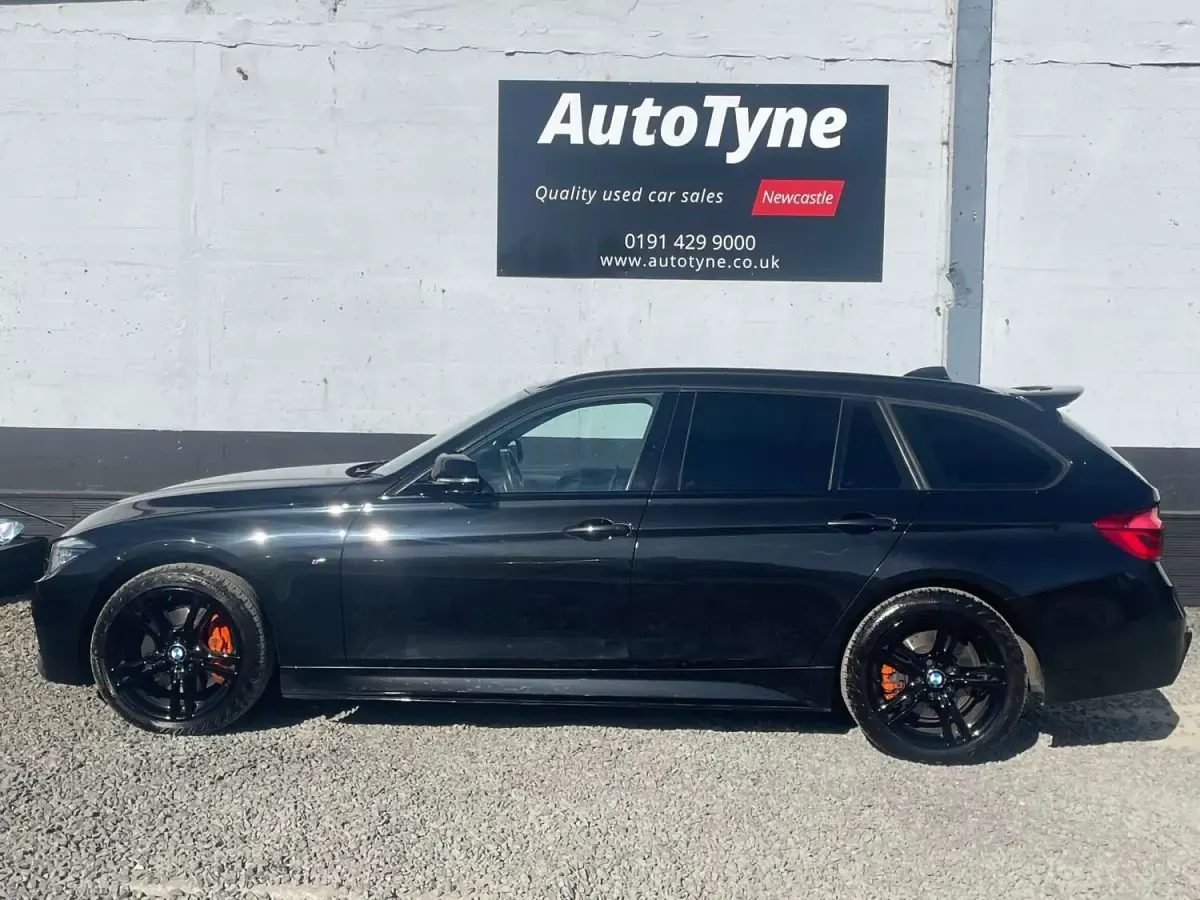 Begagnad BMW 335 M Sport 2017 Svart Kombi