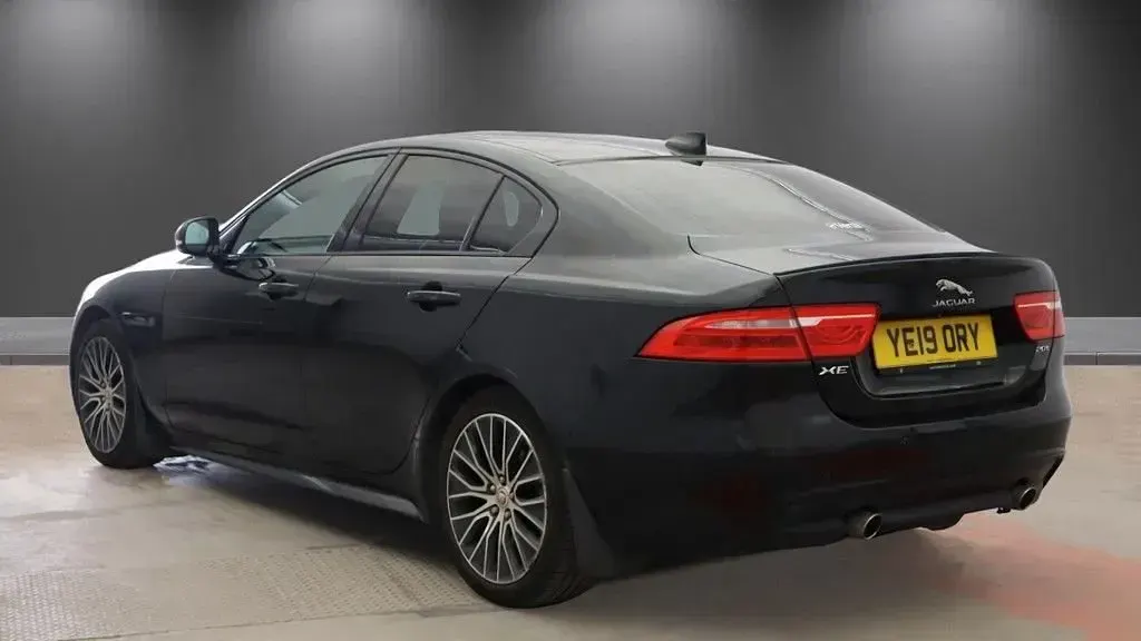 Used Jaguar XE Ingenium 200 HP (147 kW) 2019 Black Sedan