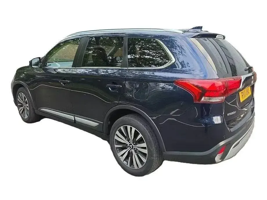 Używany Mitsubishi Outlander 150 KM (110 kW) 2019 Niebieski SUV