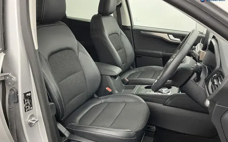 Used Ford Kuga Titanium 120 HP (88 kW) 2020 Silver SUV